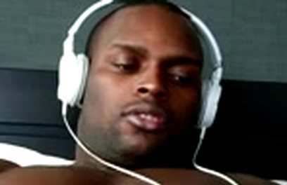 Muscle ebony dude Jayden Stone