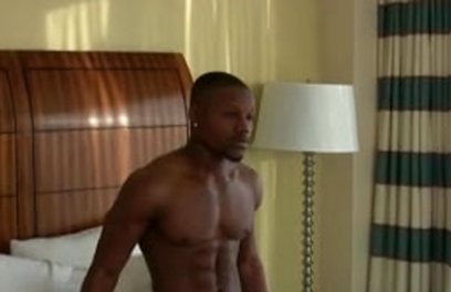 Black muscled stud Chase Carter jacking off his dick