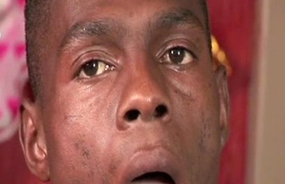 Ebony stud jacking of his uncut cock