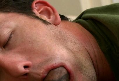 Blowing huge black dick