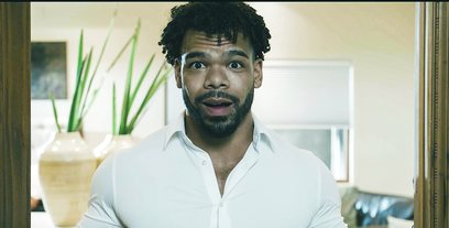 Hot on the Market, Scene #01